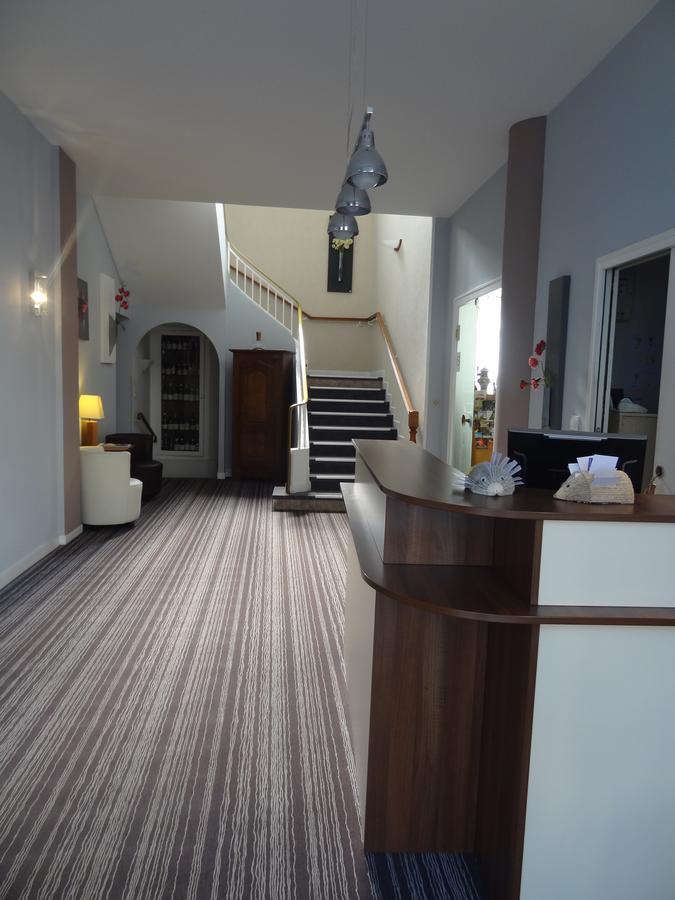 Les Ambassadeurs Hotel Saint-Chamond Kültér fotó