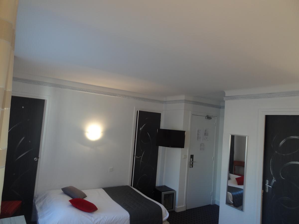 Les Ambassadeurs Hotel Saint-Chamond Kültér fotó